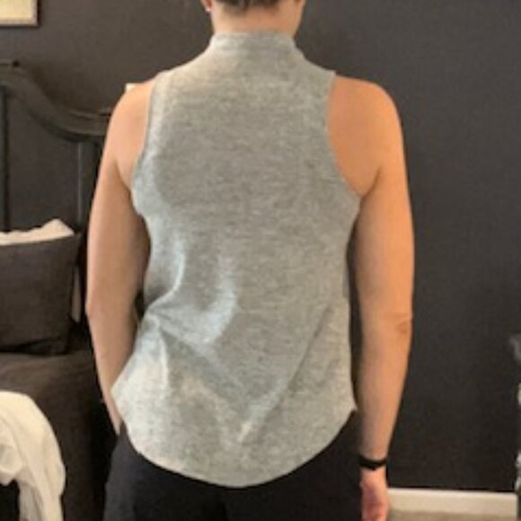 Express Grey Low Cut Sleeveless Tank - Picture 3 of 4